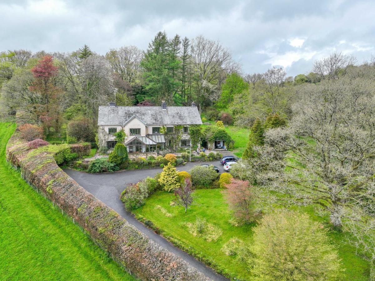 达尔弗顿Nutsford House住宿加早餐旅馆 外观 照片
